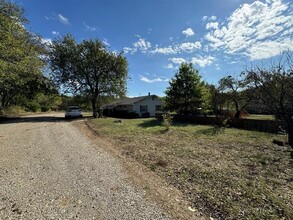 8635 S State Hwy 78 in Leonard, TX - Building Photo - Building Photo