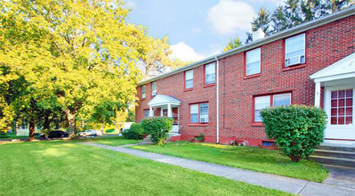 Classic American in Syracuse, NY - Building Photo - Building Photo