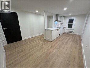 803 King St in Port Colborne, ON - Building Photo - Building Photo