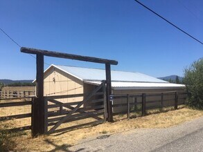 13615 W Prairie Ave in Post Falls, ID - Building Photo - Building Photo