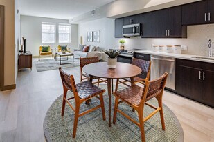 920 Bayswater Ave in Burlingame, CA - Building Photo