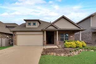 916 Dove Cv in Argyle, TX - Building Photo