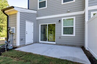 341 Old Grove Ln in Apex, NC - Building Photo - Building Photo