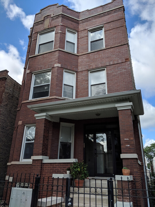 3224 N Monticello Ave, Unit 1 in Chicago, IL - Foto de edificio