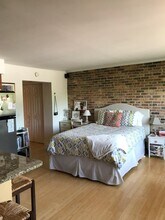 401 W Webster Ave, Unit 507 in Chicago, IL - Foto de edificio - Building Photo