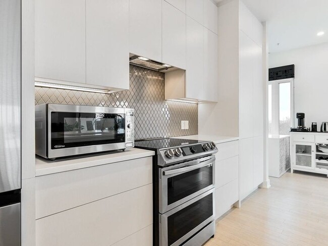 property at 9915 Powhatan Dr