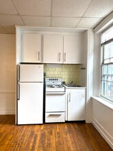 90 Myrtle St, Unit 6 in Boston, MA - Foto de edificio - Building Photo