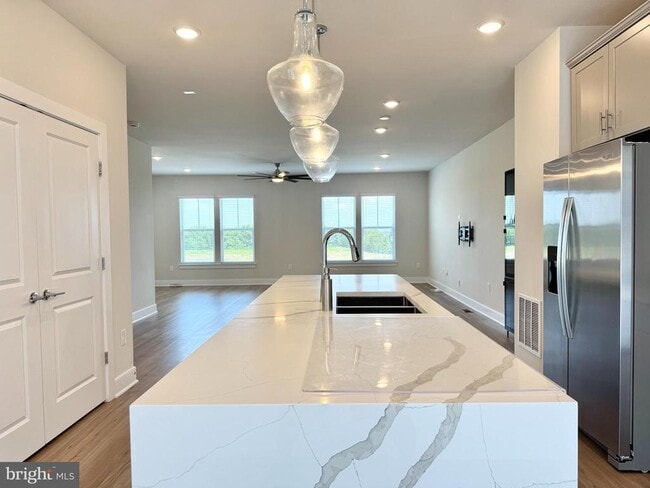 1745 Riverbluff Ave in Dumfries, VA - Building Photo - Building Photo