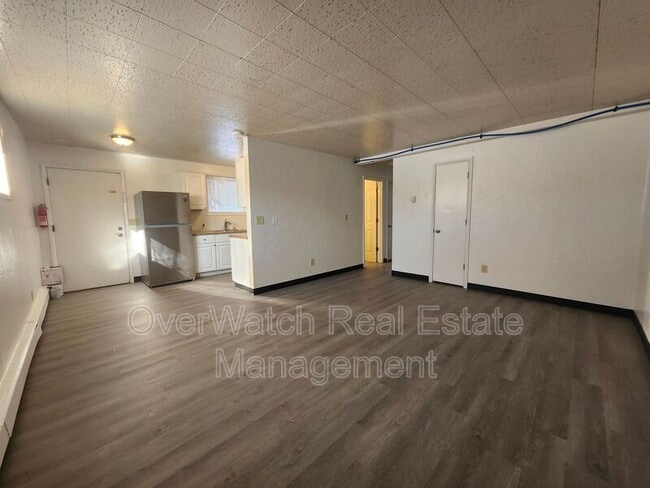 3103 Eide St in Anchorage, AK - Building Photo - Building Photo