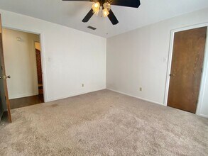 5716 2nd Pl in Lubbock, TX - Building Photo - Building Photo