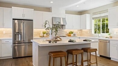 27109 Tamarack Ln in Valencia, CA - Building Photo - Building Photo