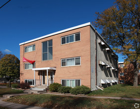 3114 58th St E in Minneapolis, MN - Foto de edificio - Building Photo