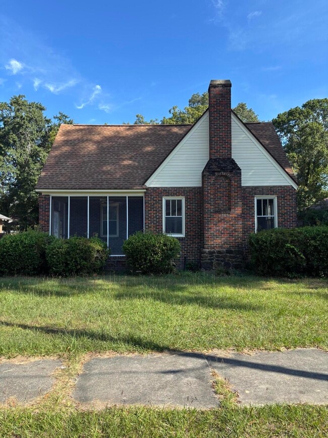 property at 41 W Charlotte Ave