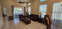 3829 Alamanda Dr in Sarasota, FL - Building Photo - Building Photo