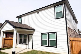 8567 Blueberry Ash St in Magnolia, TX - Building Photo - Building Photo