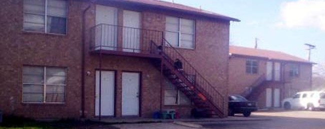 1711 Mulford Ave in Killeen, TX - Foto de edificio - Building Photo