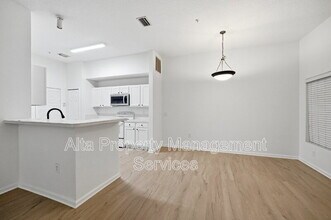 6081 Maggies Cir in Jacksonville, FL - Building Photo - Building Photo