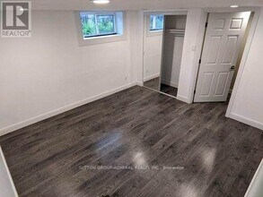 10 Brian Ave in Toronto, ON - Building Photo - Building Photo