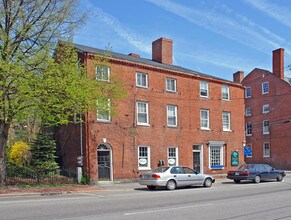 191-195 State St in Portsmouth, NH - Building Photo - Building Photo