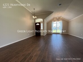 4221 Hearthside Dr in Grapevine, TX - Building Photo - Building Photo