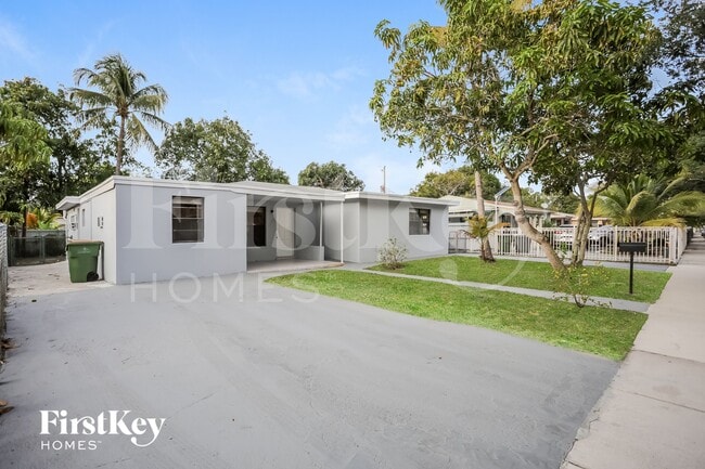 1155 NW 127th St in North Miami, FL - Building Photo - Building Photo