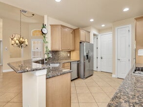 19688 Casa Verde Way in Ft. Myers, FL - Foto de edificio - Building Photo