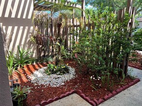 12304 NW 11th Ct in Pembroke Pines, FL - Building Photo - Building Photo