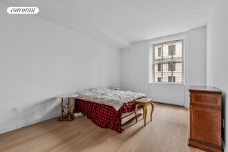 1 Wall St in New York, NY - Building Photo - Building Photo