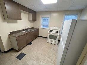 412 N Barstow St in Eau Claire, WI - Building Photo - Building Photo