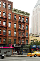 786 Ninth Ave in New York, NY - Building Photo