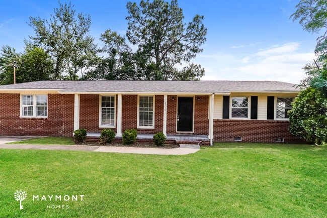 property at 2710 Glenn Hills Dr