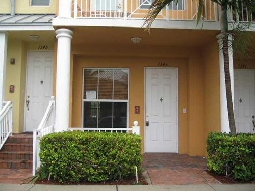 1343 SW 4th Ct-Unit -1327 in Fort Lauderdale, FL - Building Photo - Building Photo