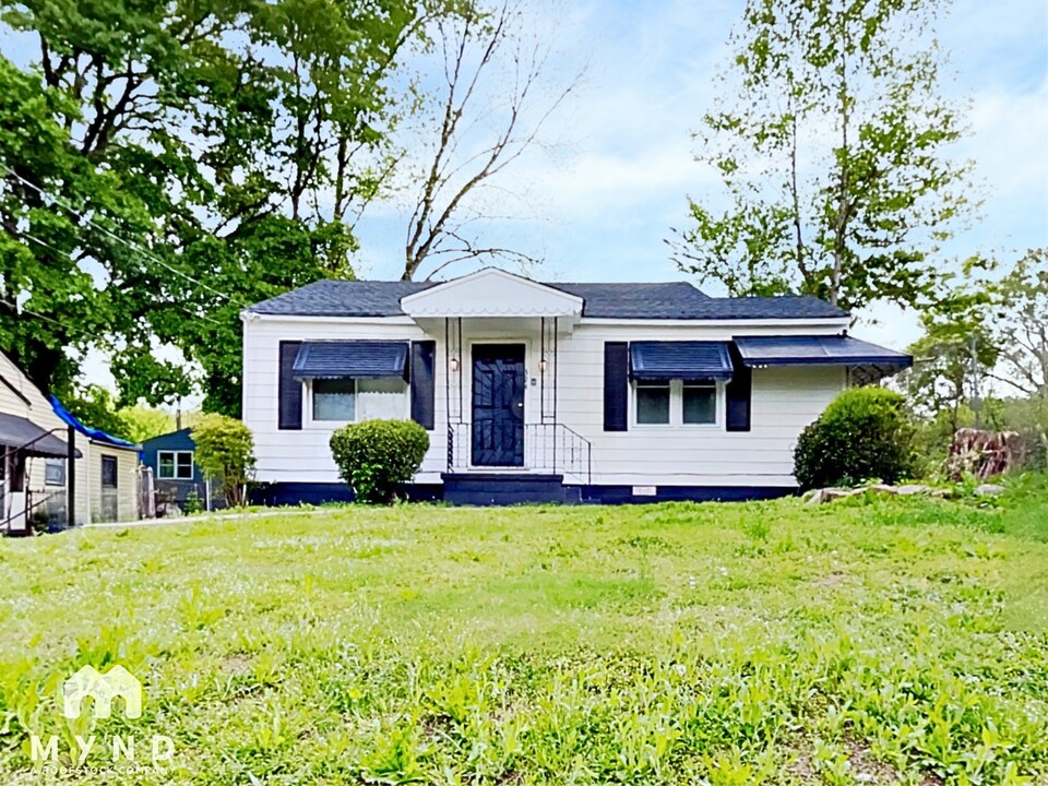 324 Autumn Ln SW in Atlanta, GA - Building Photo