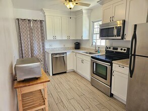 173 Nancy Dr SE in Marietta, GA - Building Photo - Building Photo