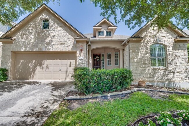 7405 Covered Bridge Dr in Austin, TX - Foto de edificio - Building Photo