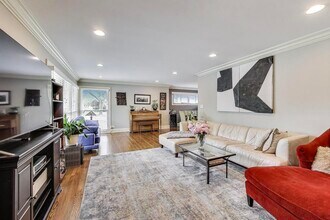 3425 Lake St in Evanston, IL - Building Photo - Building Photo