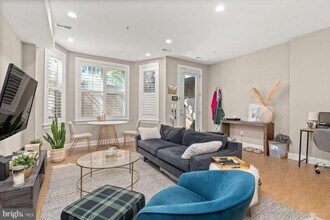 1431 Corcoran St NW in Washington, DC - Building Photo - Building Photo