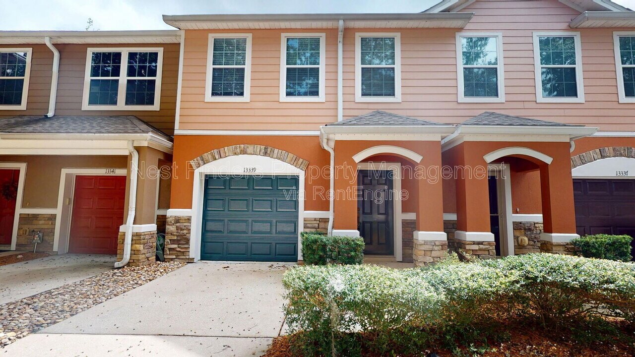 13339 Solar Dr in Jacksonville, FL - Building Photo