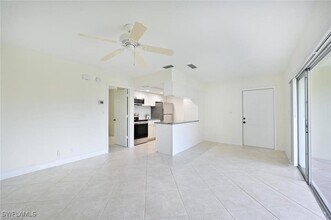 18 Bobolink Ct in Naples, FL - Building Photo - Building Photo