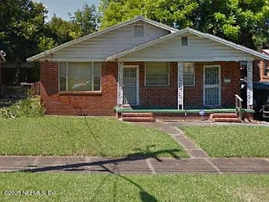 property at 1335 W 12th St