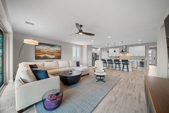 3106 Prospector Wy in Wickenburg, AZ - Building Photo - Building Photo