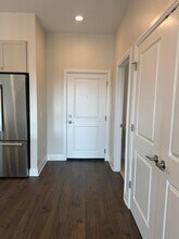 6633 Dale Dr in Dublin, OH - Foto de edificio - Building Photo