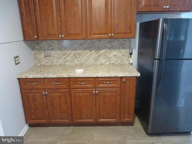 property at 703 Willitts Ave