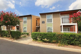 2431 Farm to Market 1960 Rd W in Houston, TX - Building Photo - Building Photo