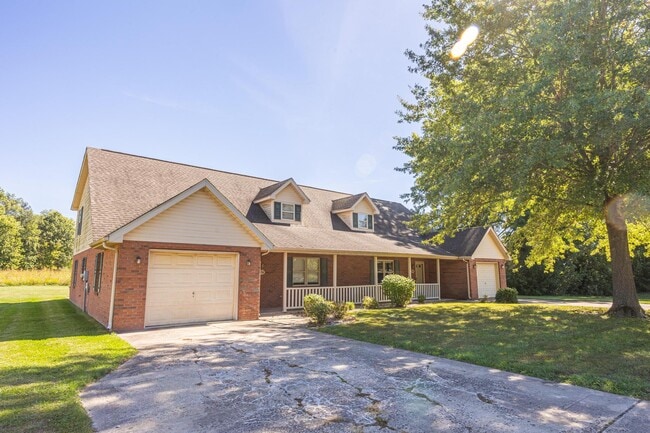 10896 Oak Blvd in Lawrenceville, IL - Foto de edificio - Building Photo