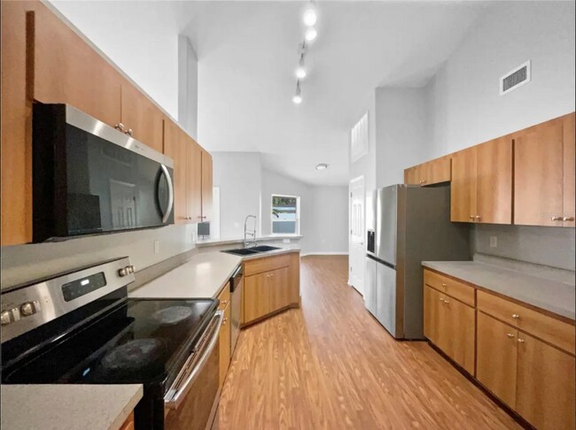 7010 Summit Cir in Winter Haven, FL - Building Photo - Building Photo