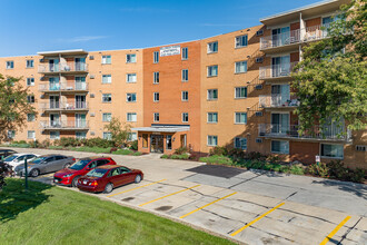 Willowick Towers in Eastlake, OH - Building Photo - Building Photo