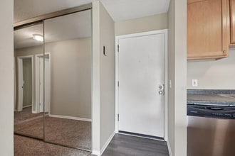 4110 Rahn Rd in Eagan, MN - Building Photo - Building Photo