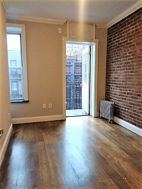 433 W 53rd St in New York, NY - Building Photo