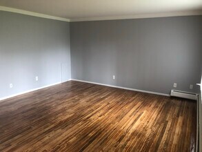 1450 Ann Arbor Rd in Plymouth, MI - Building Photo - Building Photo